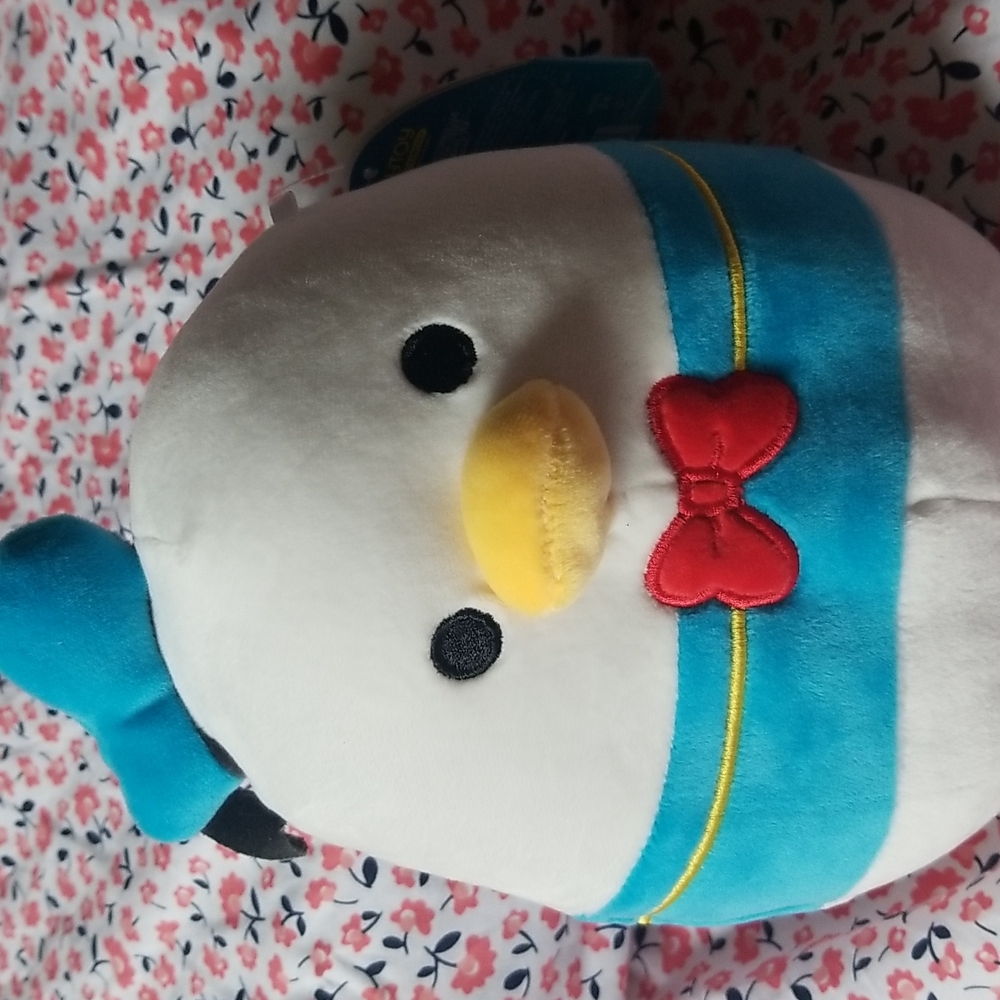 Brand new Squishmallows Disney Donald Duck Pillow 8” - Picture 2 of 9